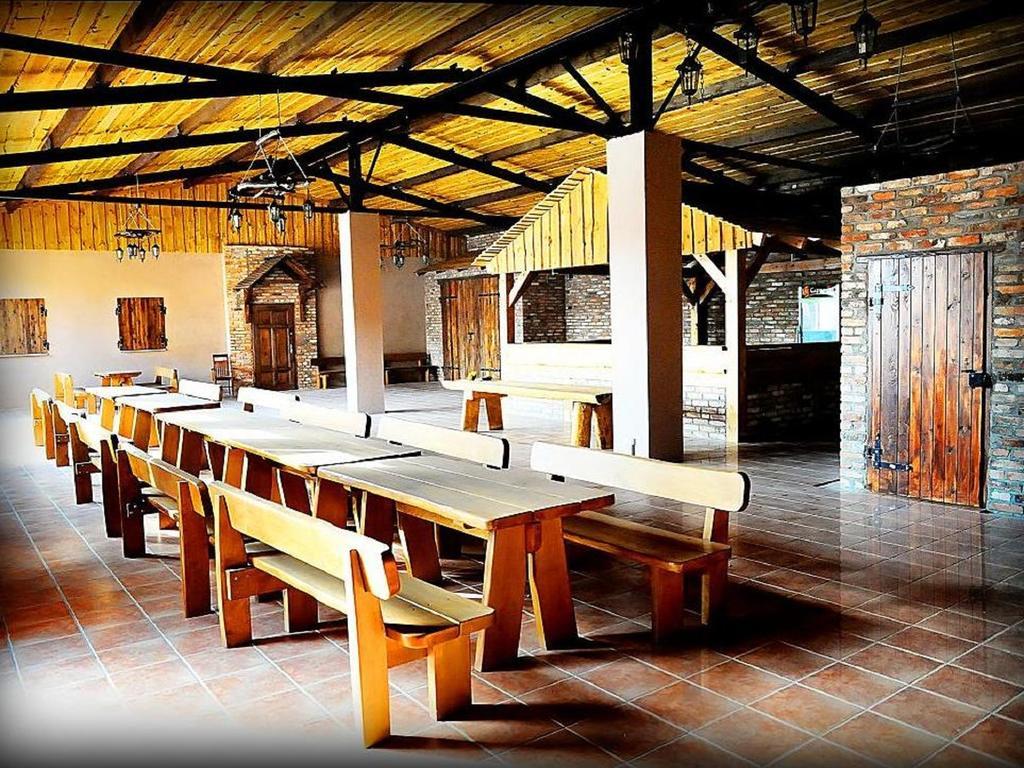 לגניצה Hotel Arkadia מראה חיצוני תמונה
