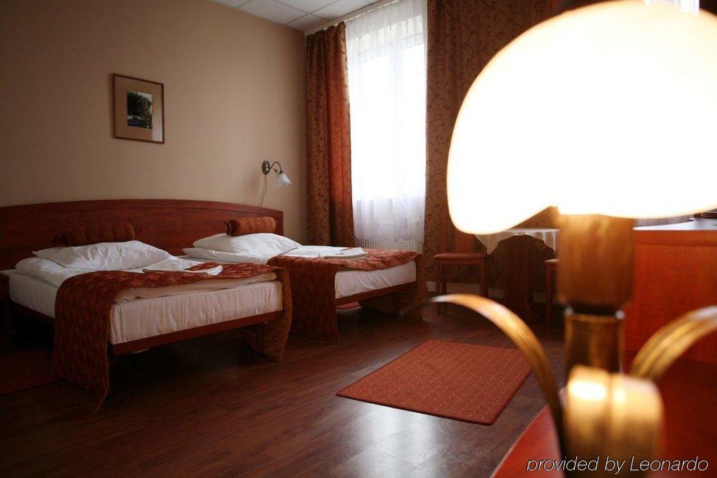 לגניצה Hotel Arkadia מראה חיצוני תמונה